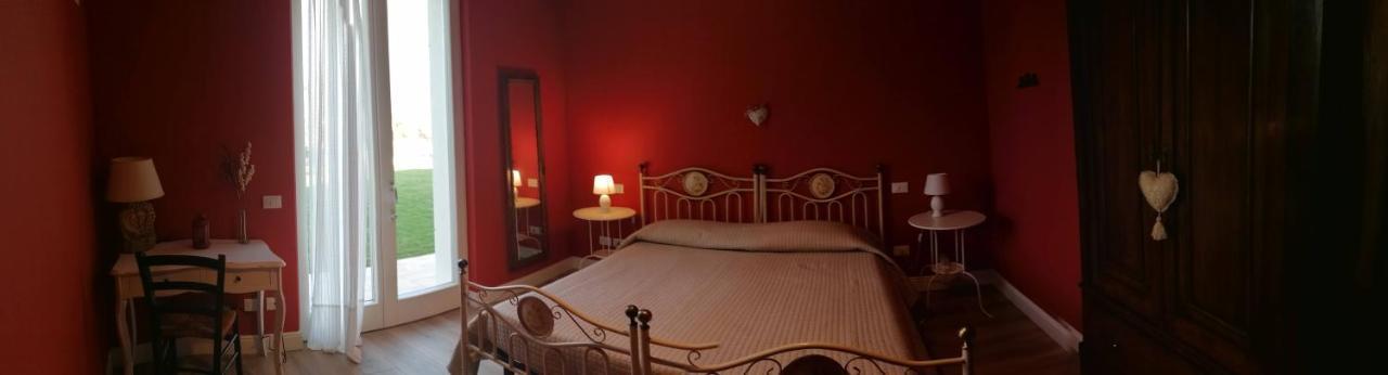 Solstizio D'estate Bed & Breakfast *